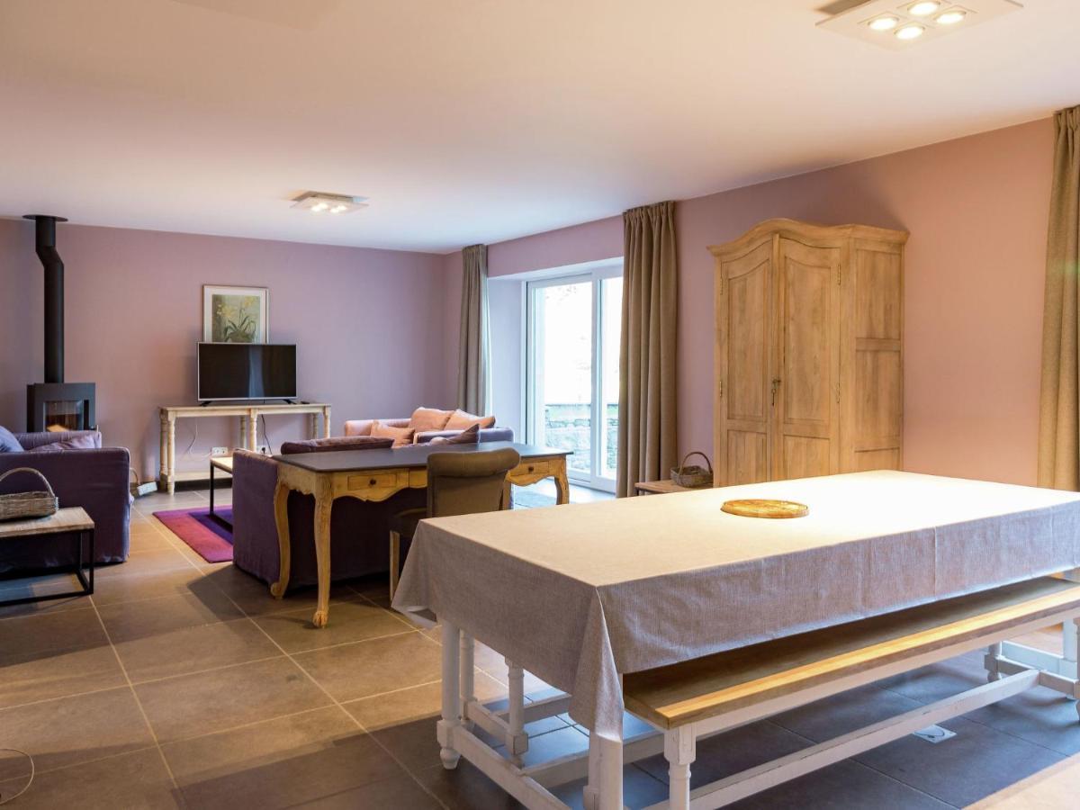 Cozy Holiday Home In Gedinne Near Forest Vencimont Екстериор снимка